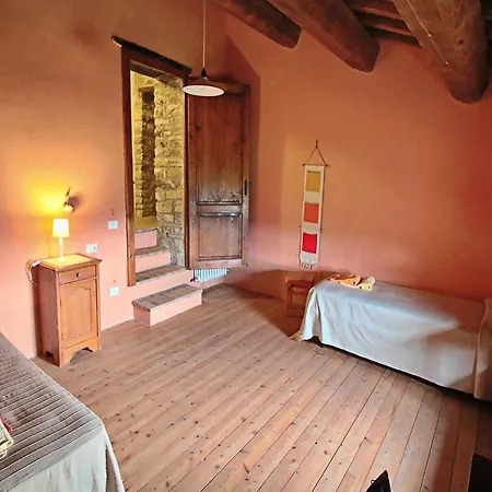 Spacious In With Pool 別荘 Apecchio